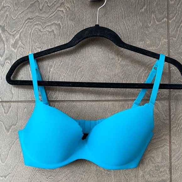 La Senza Scalloped Edge Bra - Picture 1 of 4